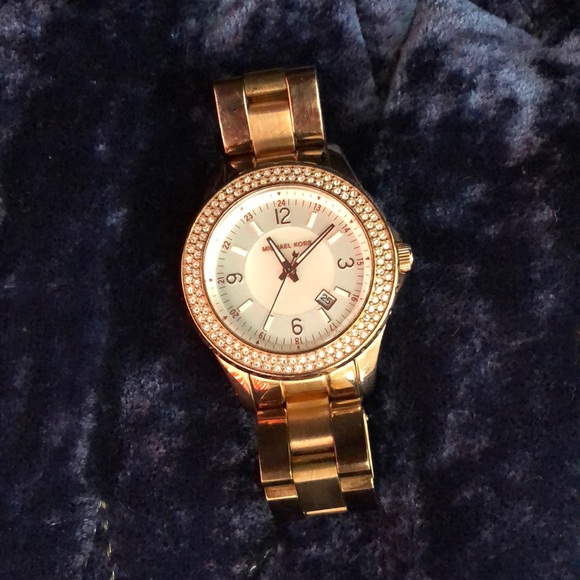 Michael Kors Jewelry - Michael Kors diamond watch